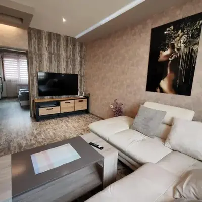 Heart of Pernik apartment