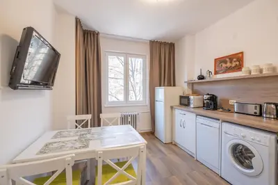 Gallery image of Peaceful downtown location - 2 bedroom apartment in Sofia