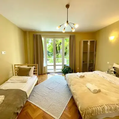 Bohemian Bright & Calm 2BR - Top center - Private Balcony