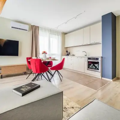 The Boulevard Luxury Apartment 2