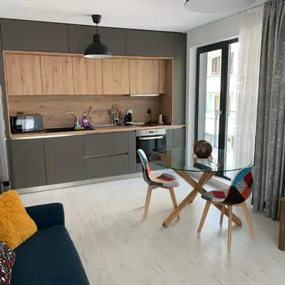 Kirmini apartment
