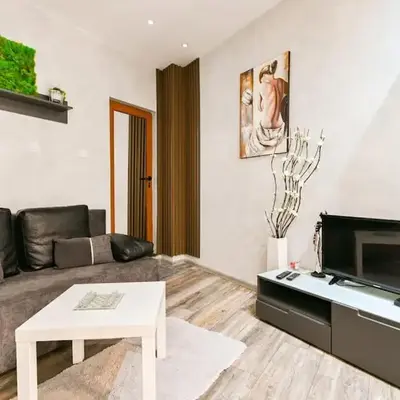 Velar 1BDR Apartment