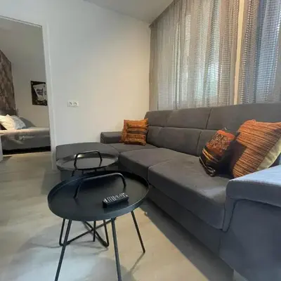 Apartament-DEMIAN