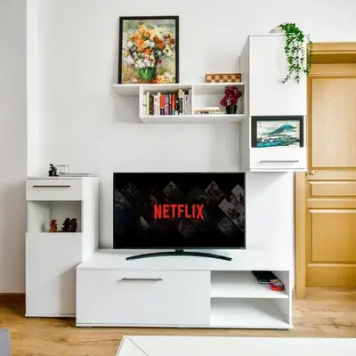 Large 2-BR Retreat