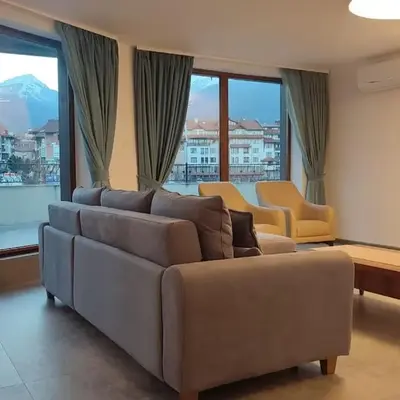4-bedrooms luxury apartment very close to ski lift