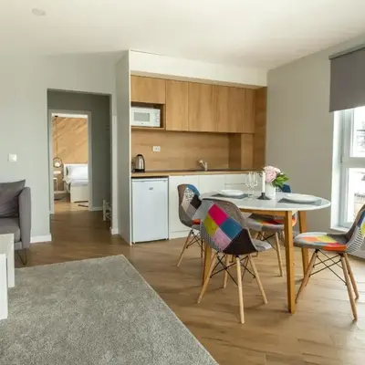 Апартамент с люлка и гледка в The House с Термална зона