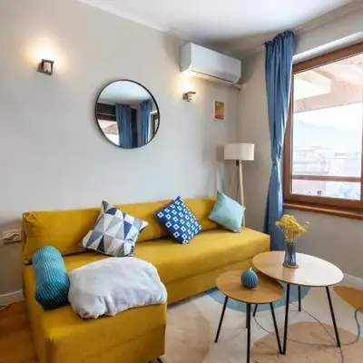 Modern 1 Bedroom by the Gondola