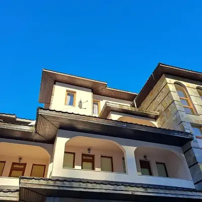 Георгиев Луксури Апарт