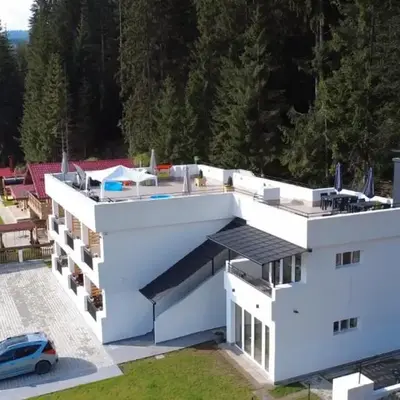 SUGARFAME- Guest House