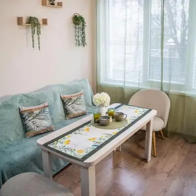 Boho Floral Apartment near to Old Town