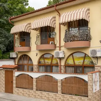 Villa Veselina Loft Studios