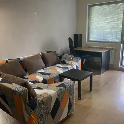 Kyluks 1BR Apartment