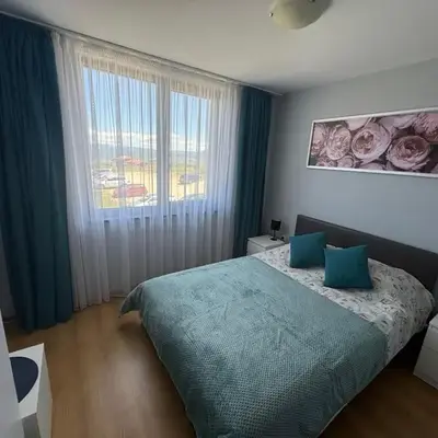 Apartment 2-6 Royal Park
