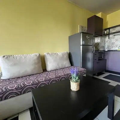 Einstein apartment