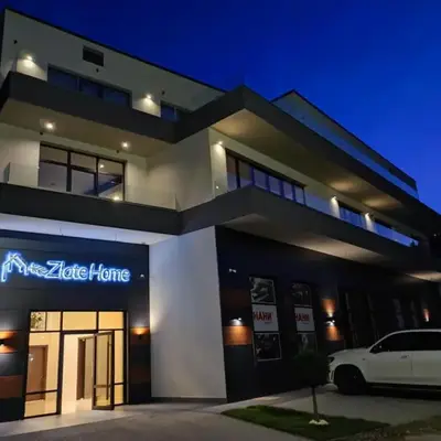 Zlate Home