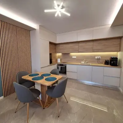 Blue Home Atana Near Airport