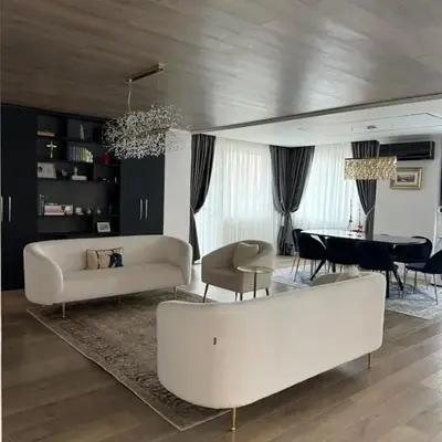 Grand Trio Apartment
