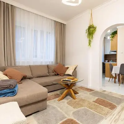 City Retreat with Local Charm
