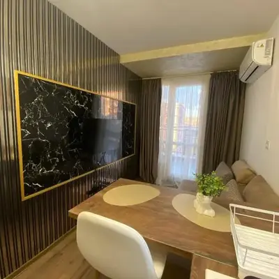 Beautiful 2BD Apartment with Large Terrace and Free Parking