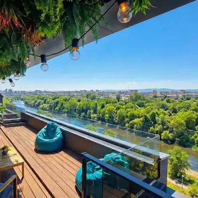ApArt by the river