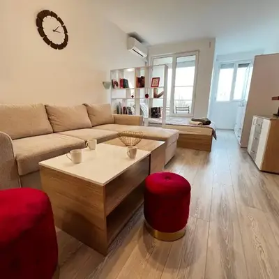 Warsaw Cozy Studio near UNSS and NSA with Balcony