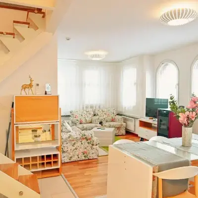 GOLF Queen MARIA Apartment Home2Host
