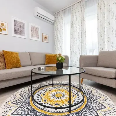 Gorgeous central Yanevi 2 BR & parking