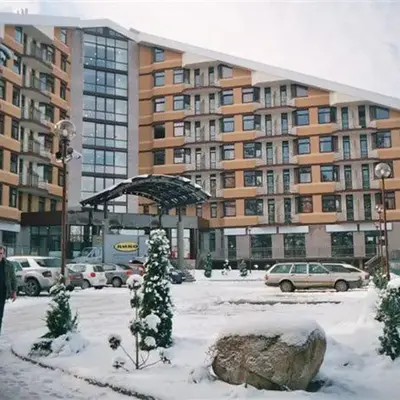 Flora Apartment 619