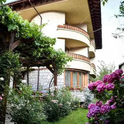 Lina Hotel