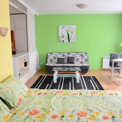 TES Flora Apartments