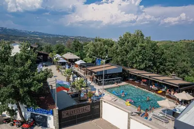 an overhead view of a swimming pool at a resort at Комплекс язовир Валтата Komplex yazovir VALTATA in Samuilovo