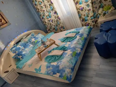 a small bed in a room with a sink on it at Guesthouse Jasmin in Sapareva Banya