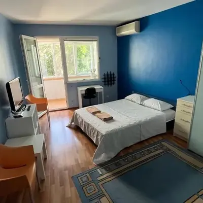 blue room