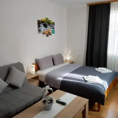 Holiday guest house KEMO
