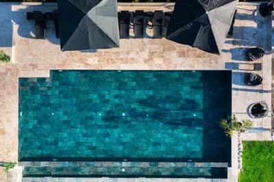 an overhead view of a swimming pool at Katalina Resort in Tsigov Chark