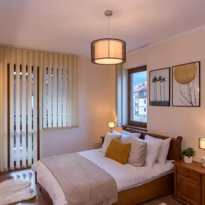 Charming Ski Apartments Near Gondola & Bar Street