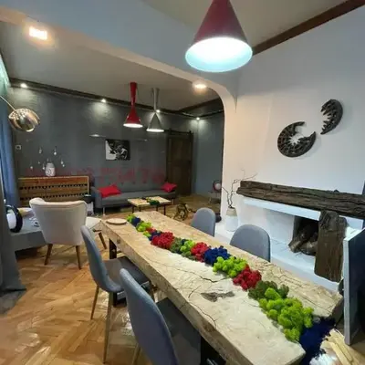 Top center Art deluxe apartment near to Aleksander Nevsky cathedral