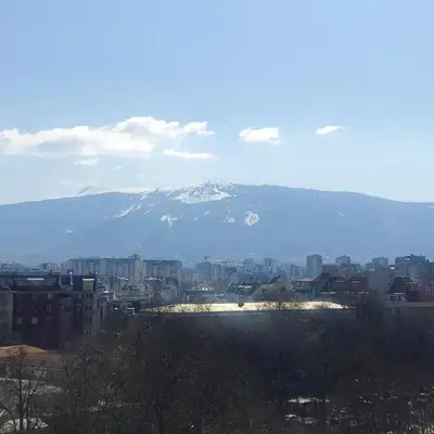 Mountain view apartment