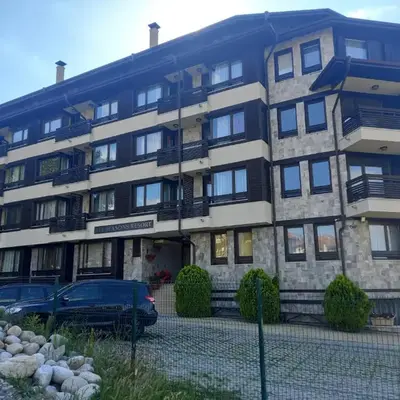 Bansko All Seasons - Cozy Apartments Near Gondola & Mountain Views