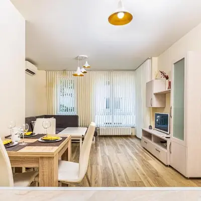 Stylish 2BD Apartment with a Nice Cozy Terrace by Flat Mаnager