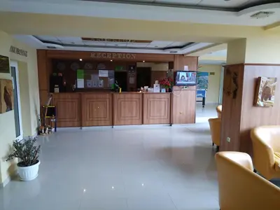 a lobby of a hospital with a waiting room at Studio apartment with mountain view at Eagle Rock complex in Beli Iskar