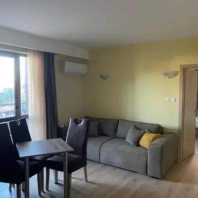 Grand Apartments