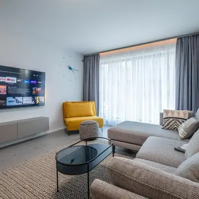 Emirates Luxury Apartment Free Parking Terrace