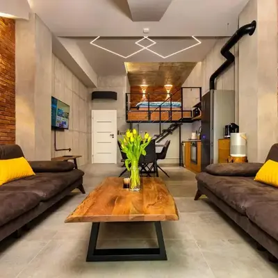 Industrial-style 2BD Loft with Parking Spot by Flat Mаnager